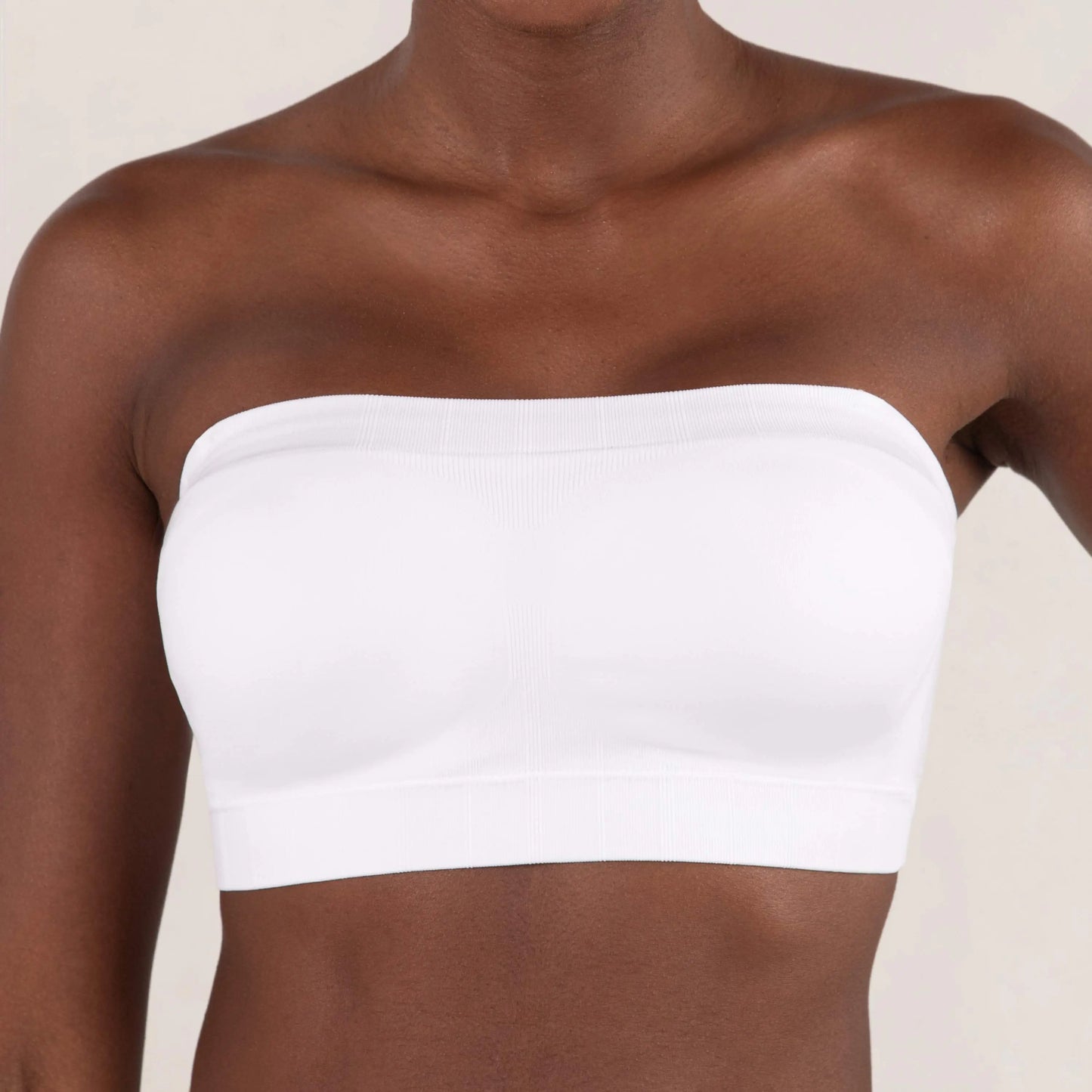 🤩Fini les glissements : le soutien-gorge multi-positions qui tient vraiment bien ! ✨