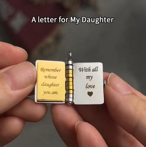 👑📖 PROMO -50% ! Collier Livre "Ma Petite Étoile" pour Fille – Message Personnalisable, Acier Inox & Boîte Cadeau (Livraison Mondiale)