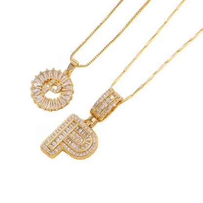 💍 Lot de 2 colliers avec pendentif initiales ✨ – Le cadeau idéal pour vos amis 💝