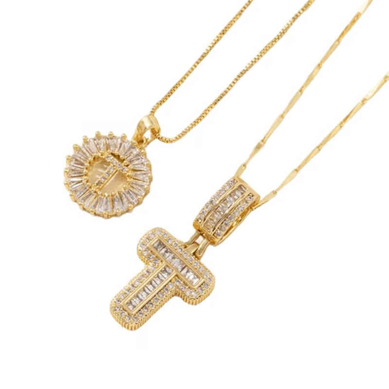 💍 Lot de 2 colliers avec pendentif initiales ✨ – Le cadeau idéal pour vos amis 💝