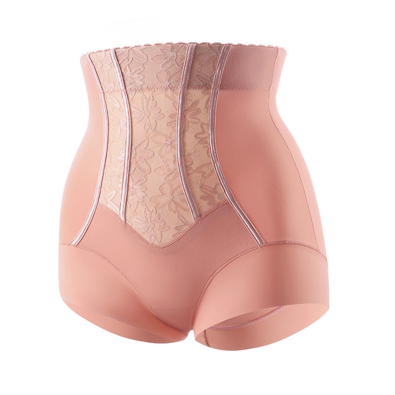 Printemps rime avec légèreté – retrouvez une silhouette élancée. 🌸✨