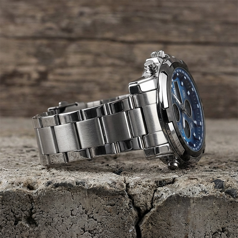 Vous avez des poignets d’homme. Pas des poignets d’adolescent. Alors pourquoi une montre de 38mm ? 🤨