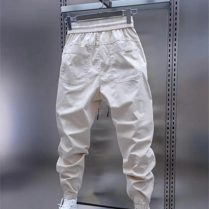 Tu cherches le cargo parfait pour ce printemps ? 🤔👇