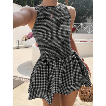 💃（50% de réduction）– Robe mini sans manches à carreaux vichy et smocks | Extensible et confortable, parfaite pour les vacances 🌞