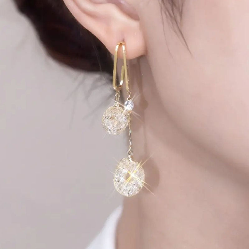 📢📢50 % DE RÉDUCTION !!!⏰Boucles d'oreilles pendantes élégantes ornées d'un pompon en cristal synthétique