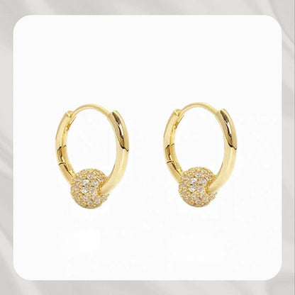🥳SOLDES 2026🥳💞Plus de 50 000 exemplaires vendus !💥50 % de réduction ! 🔥 Boucles d'oreilles en cercle doré avec petite boule – Hypoallergéniques, éclat durable et idéales pour un usage quotidien 🌟