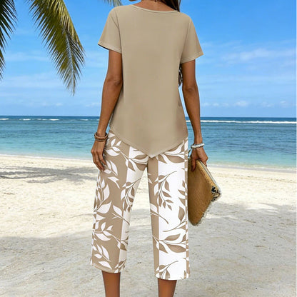 Ensemble 2 pièces haut asymétrique et pantalon capri pour femme