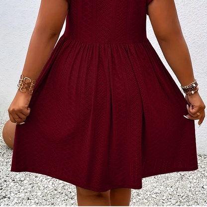 Robe Femme à Col V avec Volants — Coupe Flatteuse, Douce et Parfaite pour Toutes les Occasions
